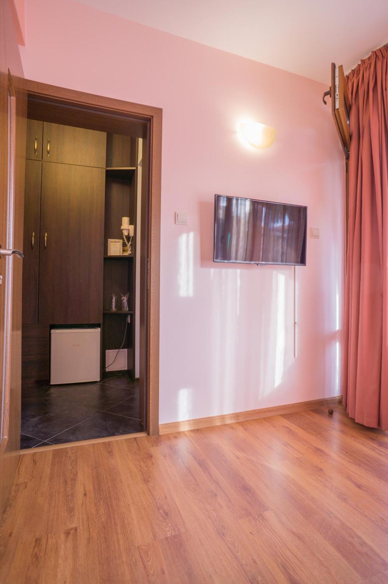 Guest House Karamihalevi โซโซโปล ภายนอก รูปภาพ