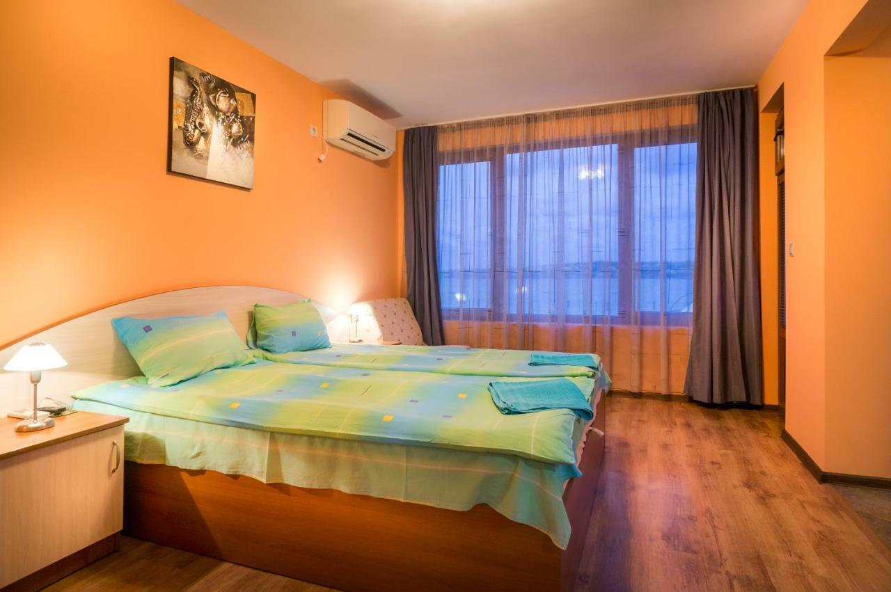 Guest House Karamihalevi โซโซโปล ภายนอก รูปภาพ