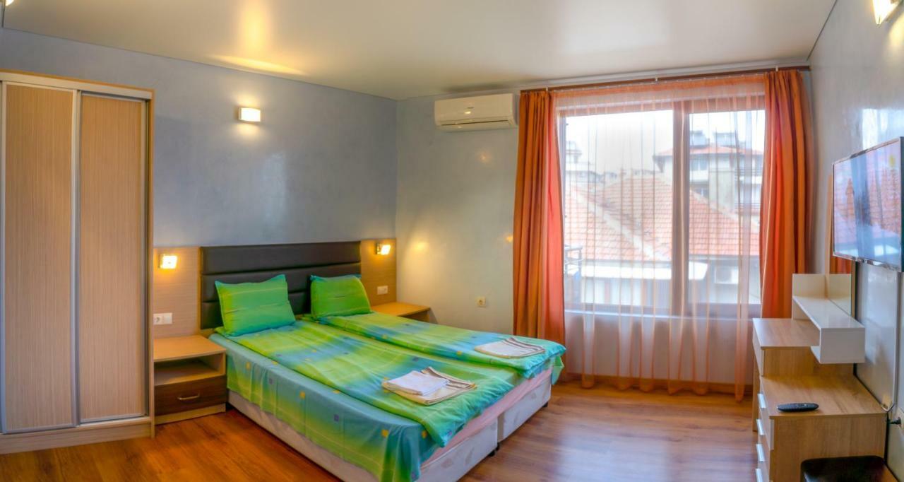 Guest House Karamihalevi โซโซโปล ภายนอก รูปภาพ